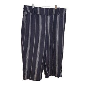 Lane Bryant The Laney Capri Pants Womens Size 18 Gray Striped Woman
